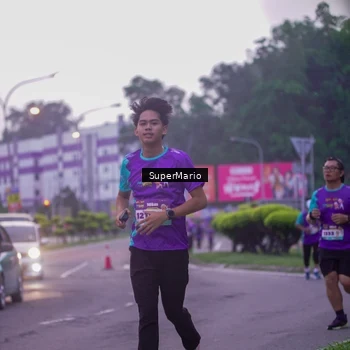 Runner Photo 8254311