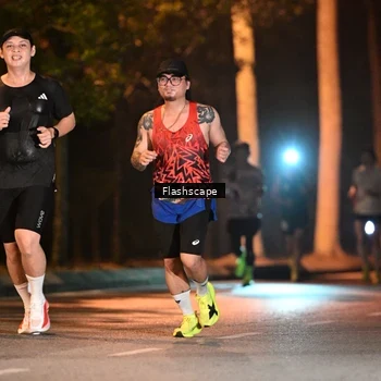 Runner Photo 8254337