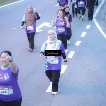 Runner Photo 8254375