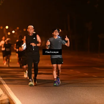 Runner Photo 8254400