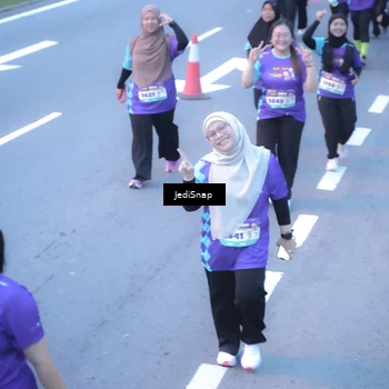 Runner Photo 8254416