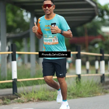 Runner Photo 8254436