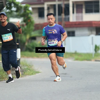 Runner Photo 8254444