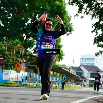 Runner Photo 8254473