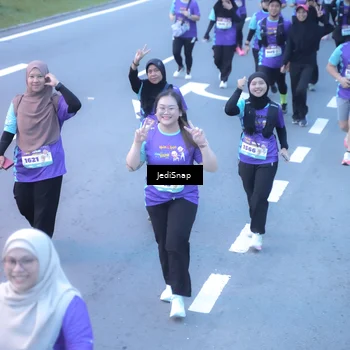 Runner Photo 8254483