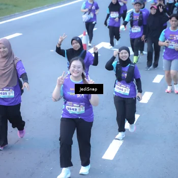 Runner Photo 8254488