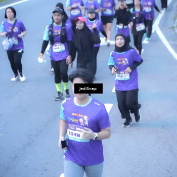 Runner Photo 8254591