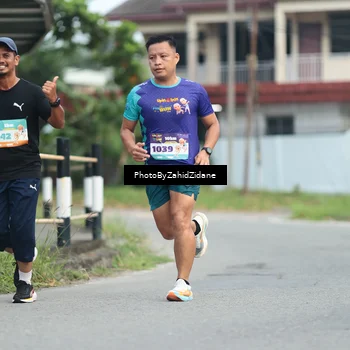 Runner Photo 8254593