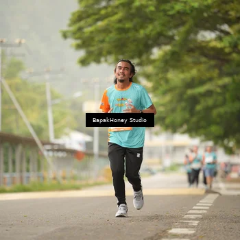 Runner Photo 8254630