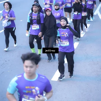 Runner Photo 8254632