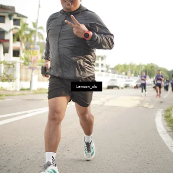 Runner Photo 8254635