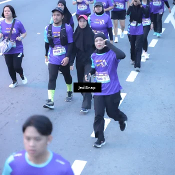 Runner Photo 8254638