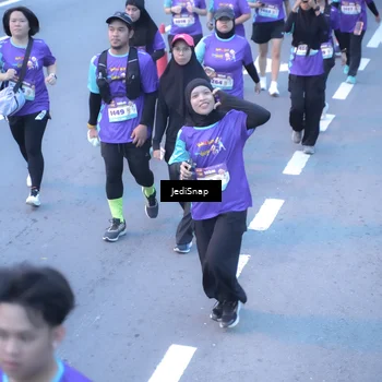 Runner Photo 8254647