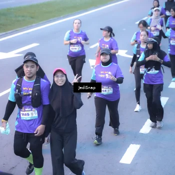 Runner Photo 8254687