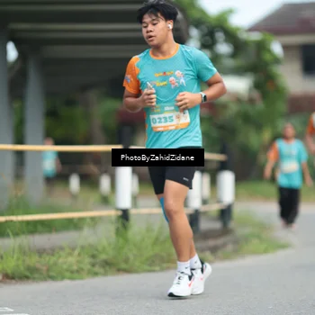 Runner Photo 8254696