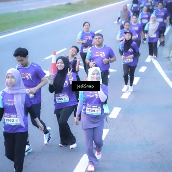 Runner Photo 8254736