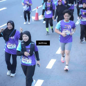 Runner Photo 8254737