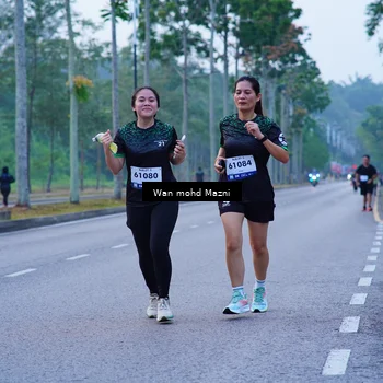 Runner Photo 8254751