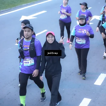 Runner Photo 8254765