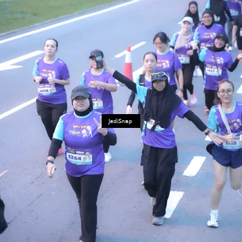 Runner Photo 8254787