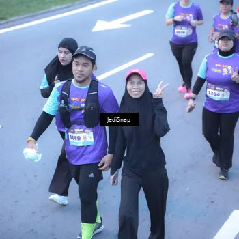 Runner Photo 8254817