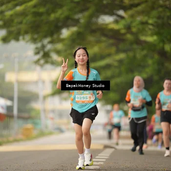 Runner Photo 8254840