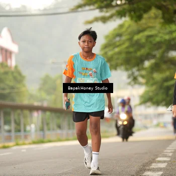 Runner Photo 8254901