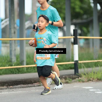 Runner Photo 8254958