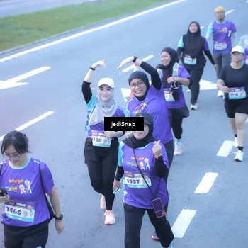Runner Photo 8254960