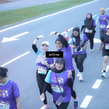 Runner Photo 8254967