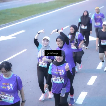 Runner Photo 8254979