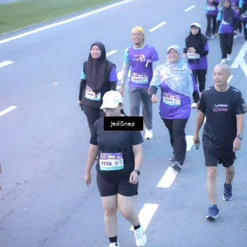 Runner Photo 8255022