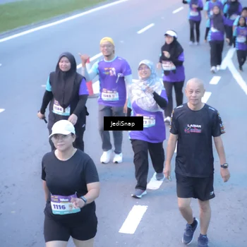 Runner Photo 8255073