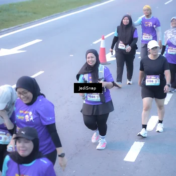 Runner Photo 8255079