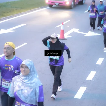 Runner Photo 8255194