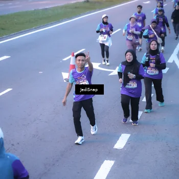 Runner Photo 8255284