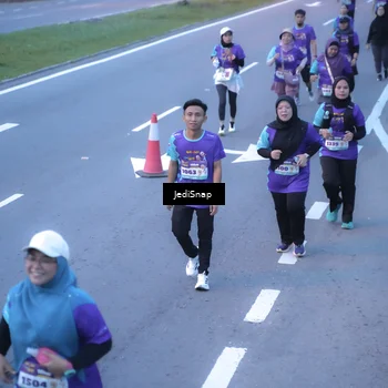 Runner Photo 8255289