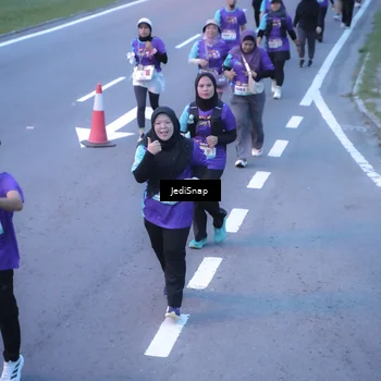 Runner Photo 8255343