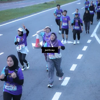 Runner Photo 8255440