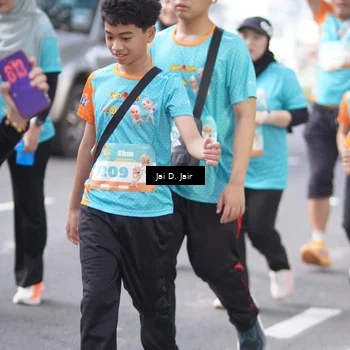 Runner Photo 8255443