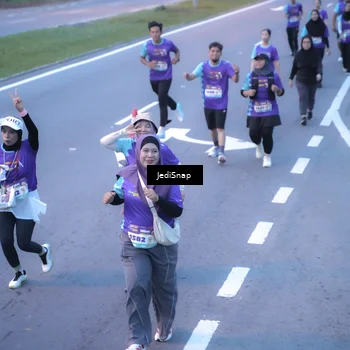 Runner Photo 8255454