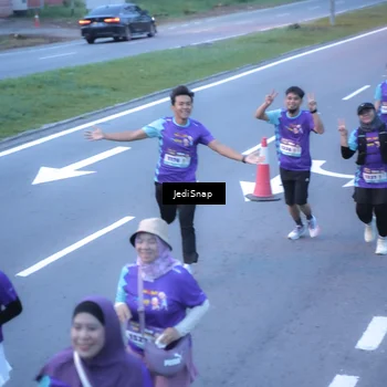 Runner Photo 8255527