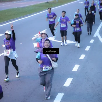 Runner Photo 8255601