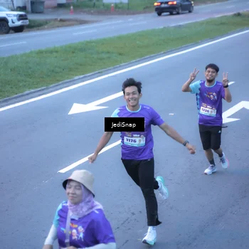 Runner Photo 8255607