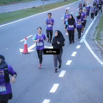 Runner Photo 8255613