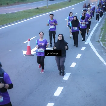 Runner Photo 8255617