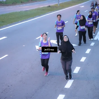 Runner Photo 8255638