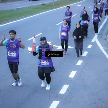 Runner Photo 8255643