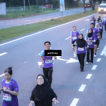 Runner Photo 8255702