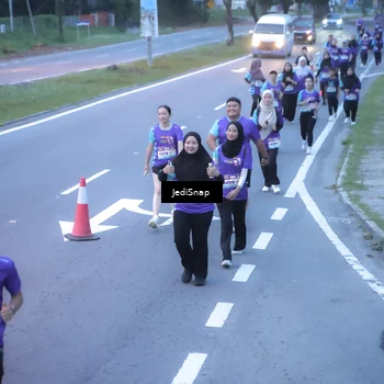 Runner Photo 8255742